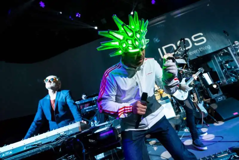 iqos 3 evento jamiroquai live 03