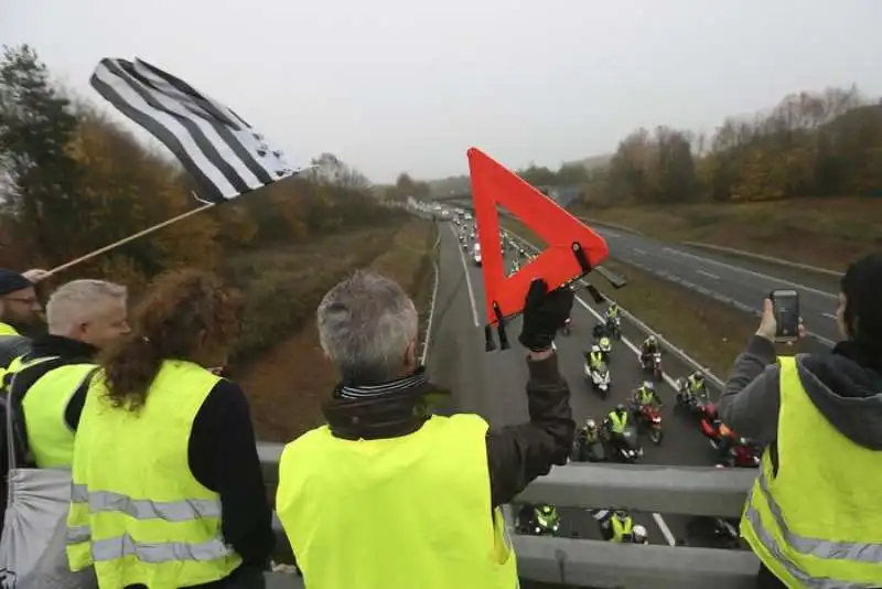 la protesta dei gilet gialli in francia 3