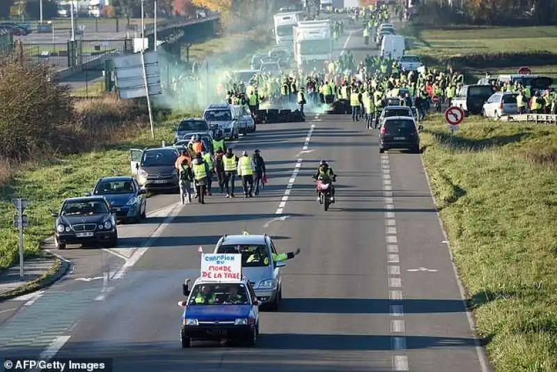 la protesta dei gilet gialli in francia 4