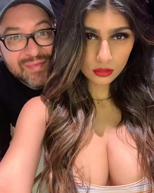 mia khalifa 14