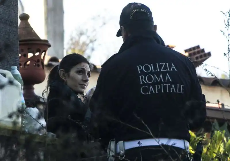 raggi alla demolizione delle ville dei casamonica 6