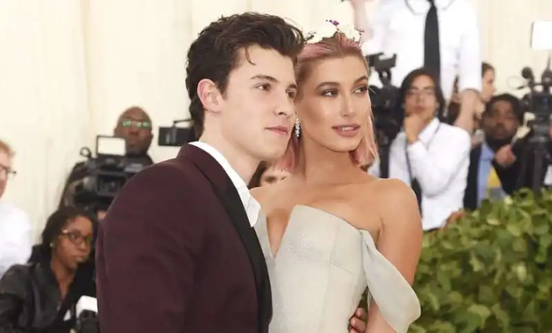 shawn mendes e haley baldwin 1