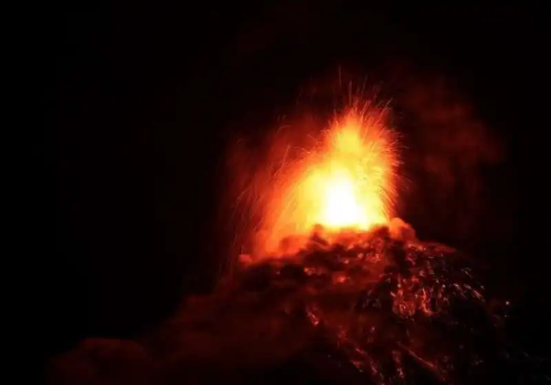 vulcano del fuego 4