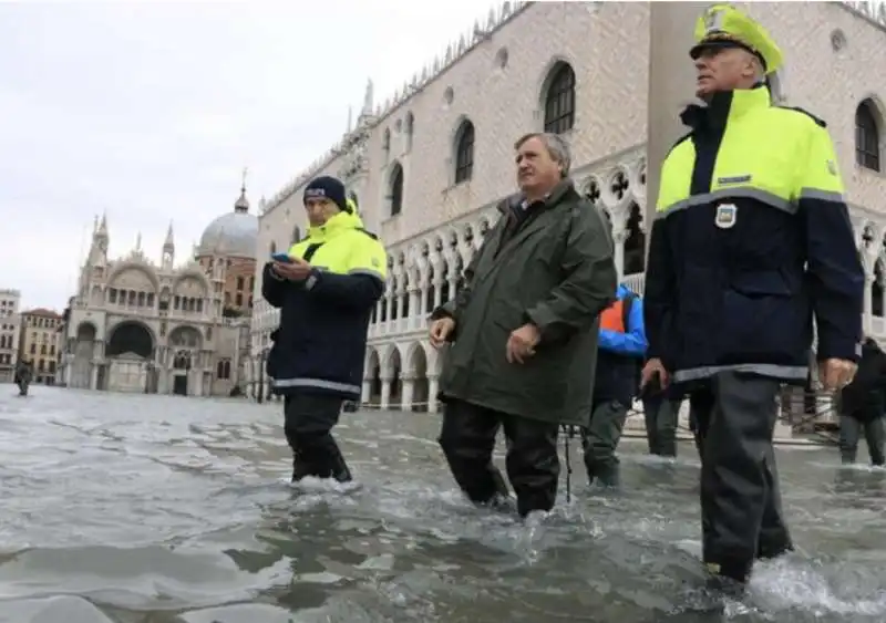 acqua alta a venezia 74