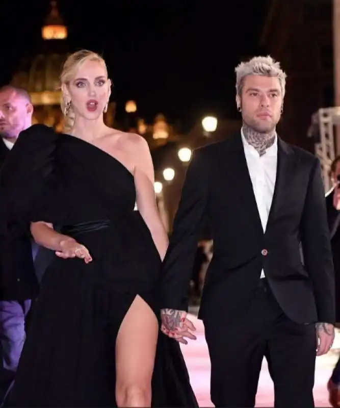 chiara ferragni e fedez a roma 7