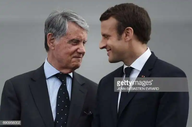 gianluigi aponte con emmanuel macron