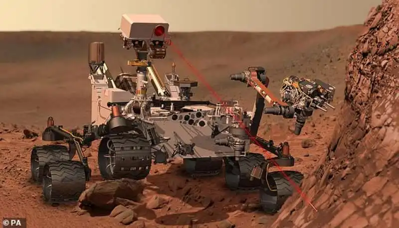 il rover della nasa curiosity su marte