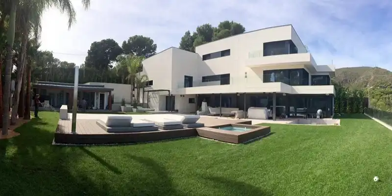 la casa di leo messi a castelldefels 3