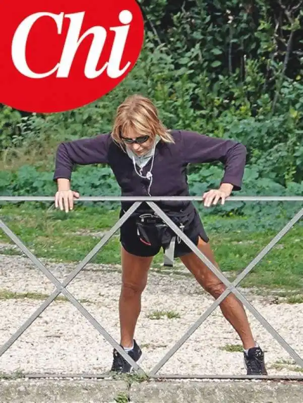 lilli gruber   stretching a villa borghese