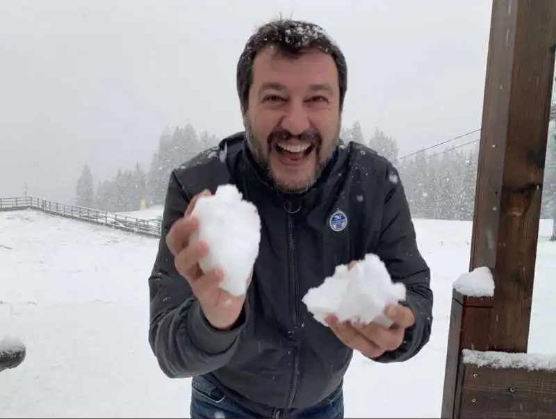 matteo salvini in montagna 2