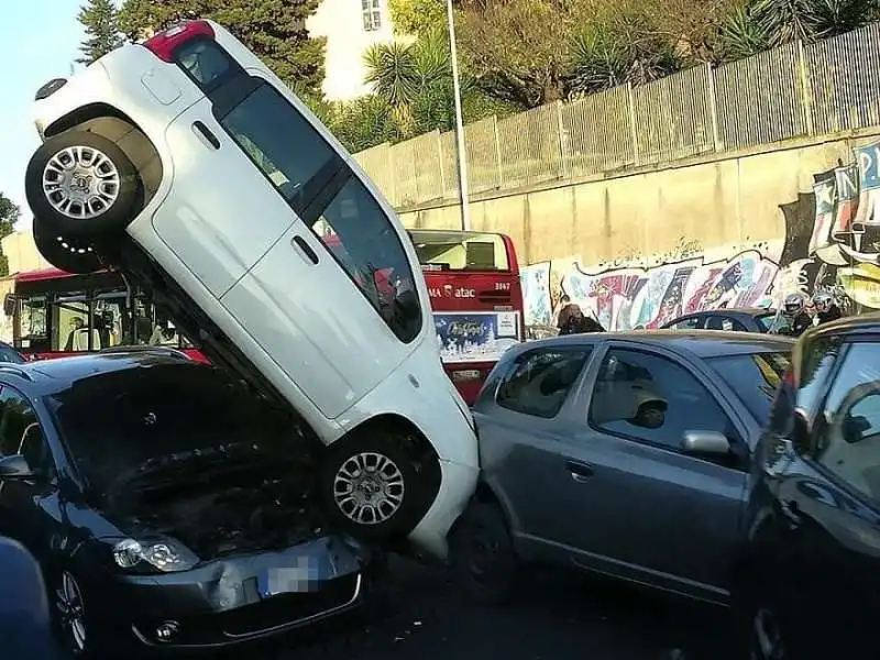 maxi tamponamento sulla portuense