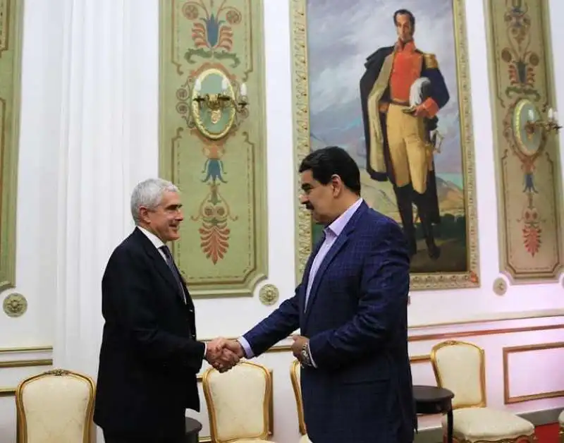 NICOLAS MADURO PIERFERDINANDO CASINI