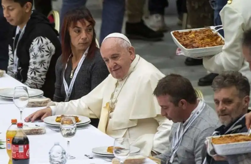 PAPA BERGOGLIO E LE LASAGNE HALAL 