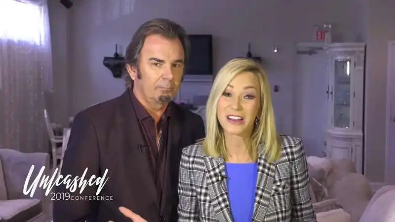 PAULA WHITE CON IL MARITO 