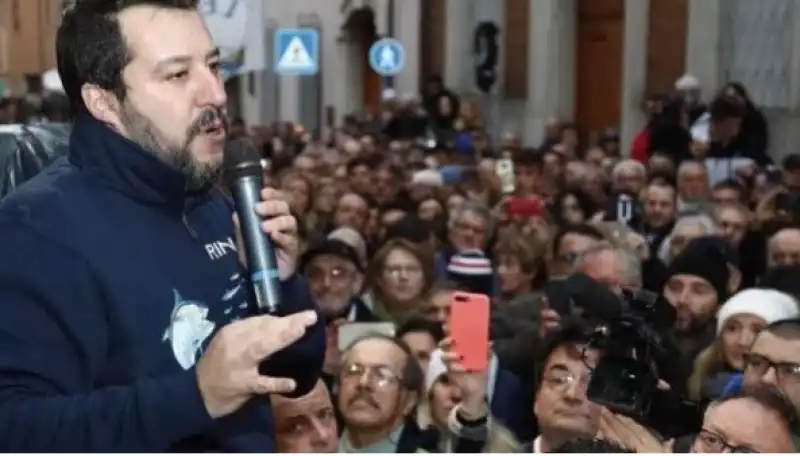 salvini civitavecchia