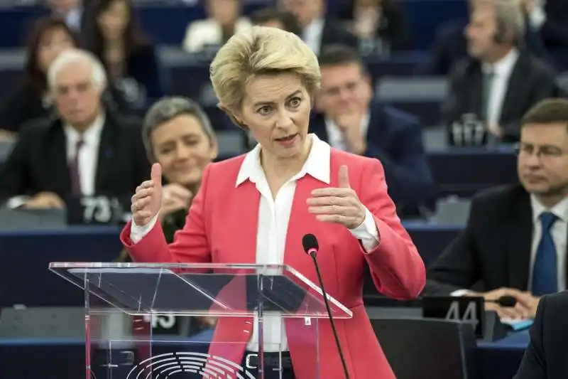 ursula von der leyen  2