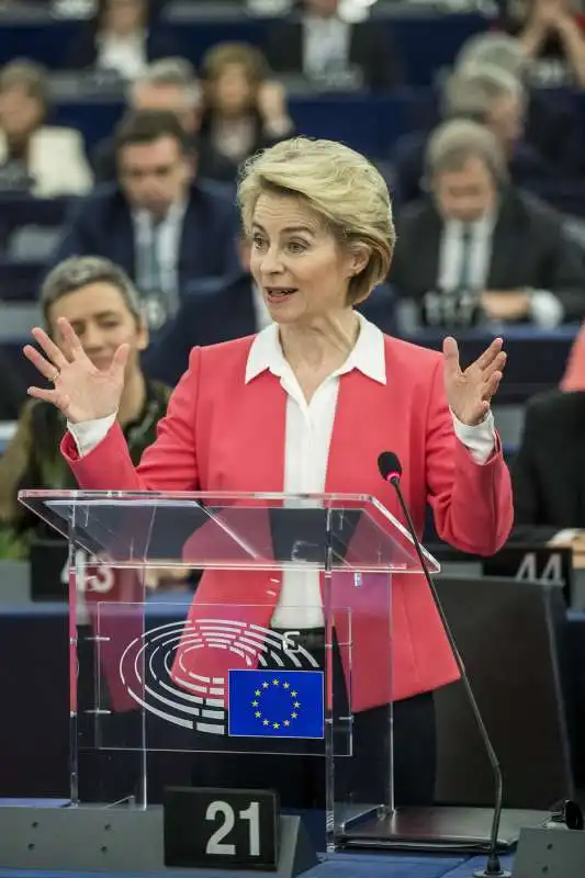 ursula von der leyen  30