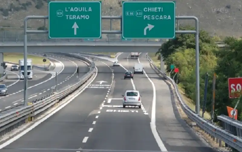 AUTOSTRADA A24