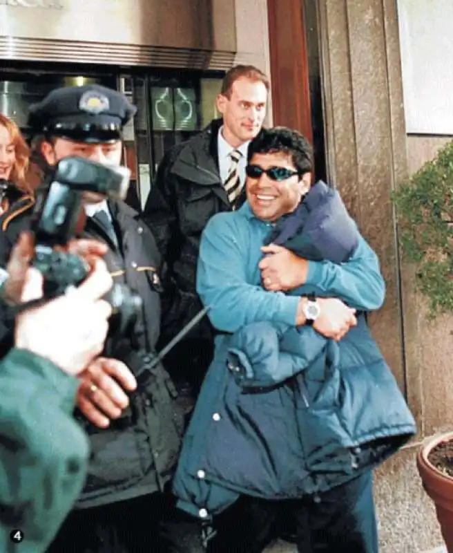 diego armando maradona 4