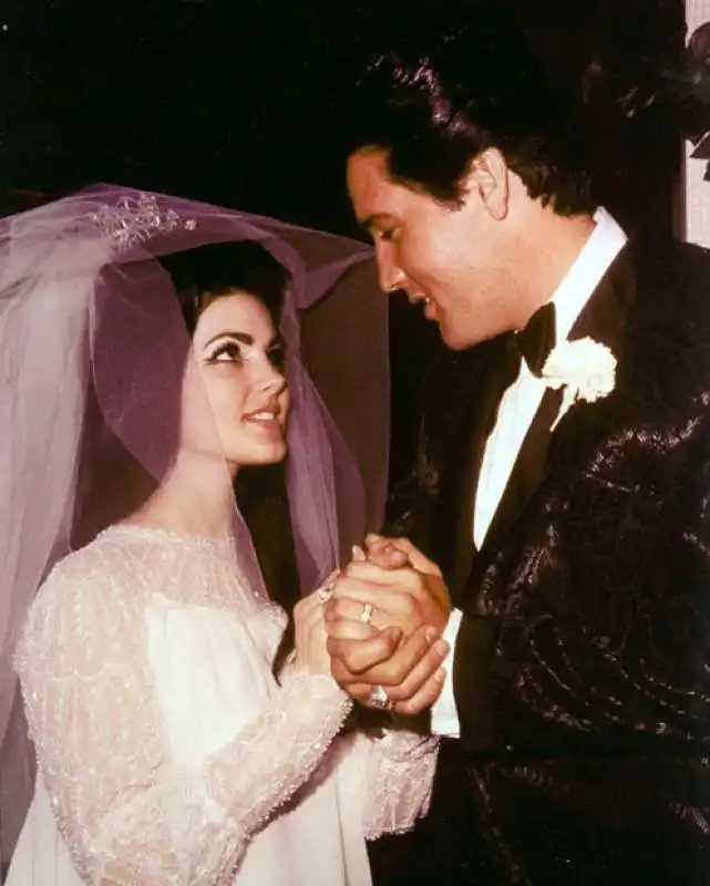 elvis presley e priscilla   matrimonio a las vegas 3