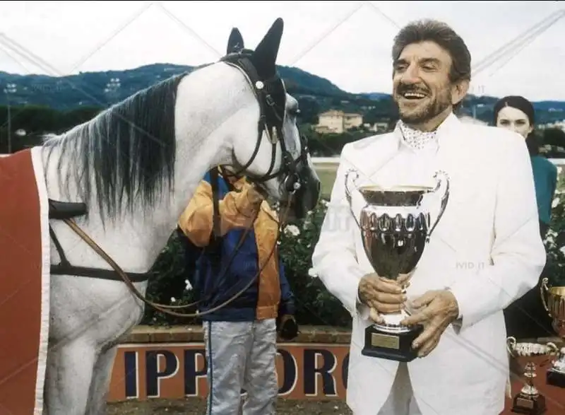 gigi proietti   febbre da cavallo la mandrakata  