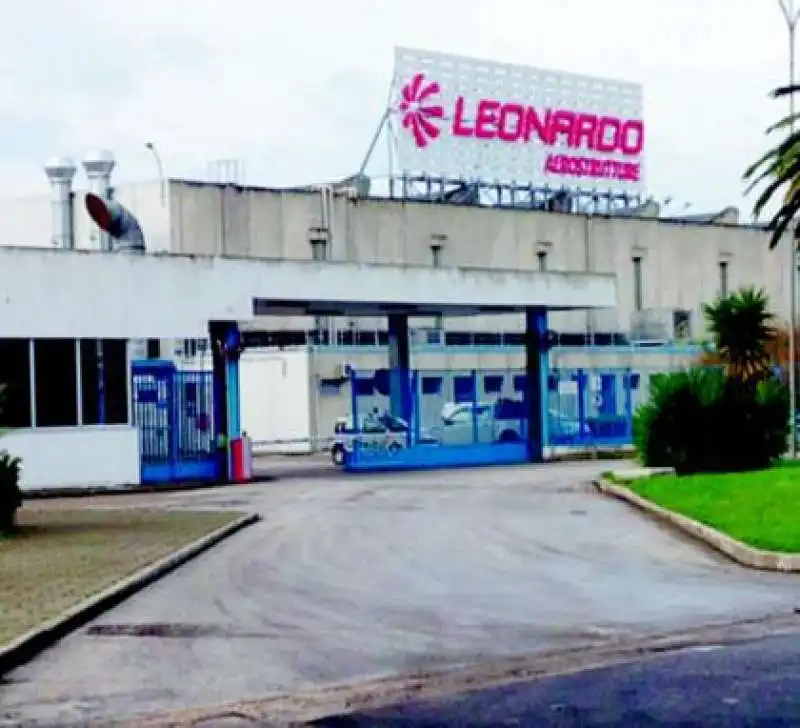 grottaglie taranto stabilimento leonardo