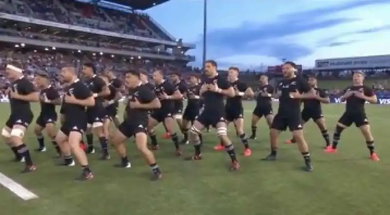 haka all blacks maradona 3