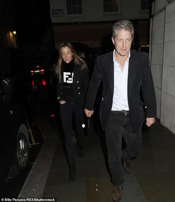 hugh grant e la moglie anna 