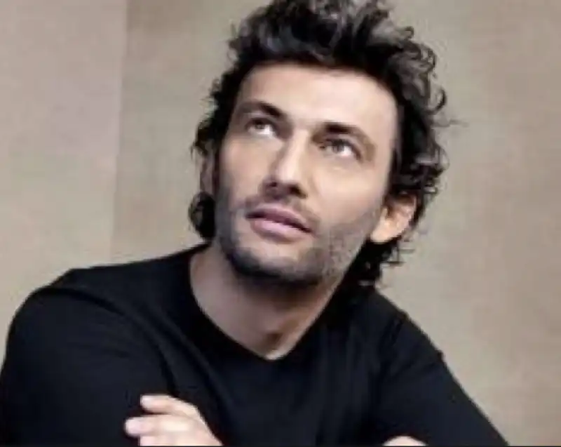 JONAS KAUFMANN