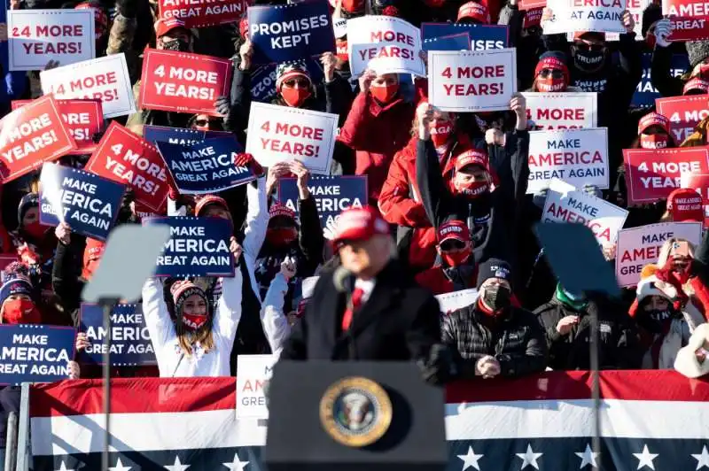 la chiusura della campagna elettorale di trump a miami 27