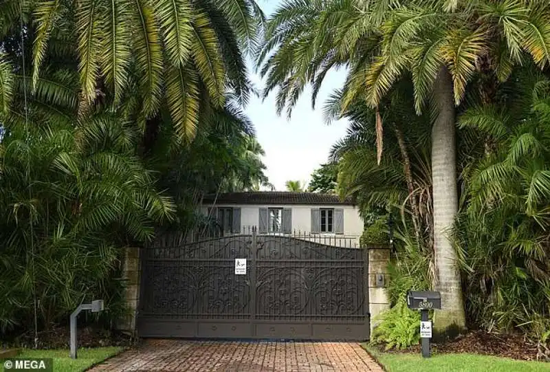 la villa di phil collins a miami 1