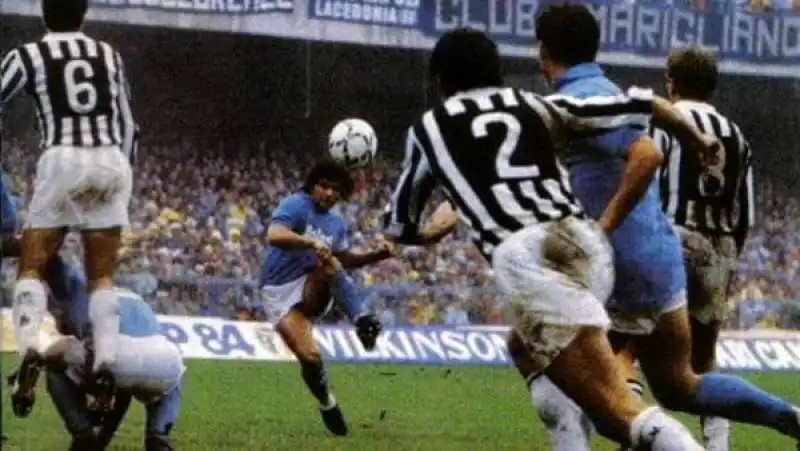 MARADONA 1