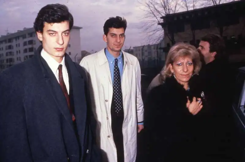 paolo e mario calabresi con la madre gemma