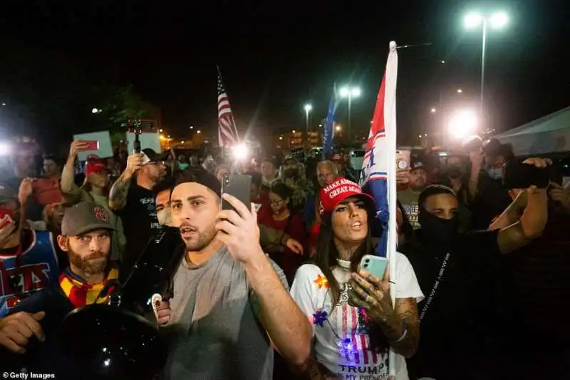 phoenix arizona  proteste dei trumpiani