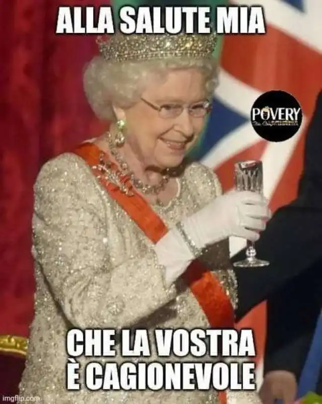 regina elisabetta meme 3