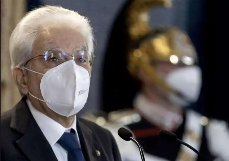 sergio mattarella in visita al cimitero di castegnato 7