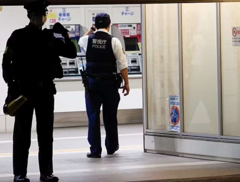 accoltellamenti nella metropolitana di tokyo halloween 6