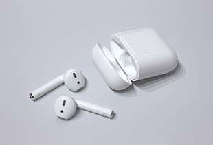 AIRPODS