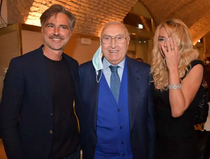 beppe convertini  pippo baudo  valeria marini  foto di bacco