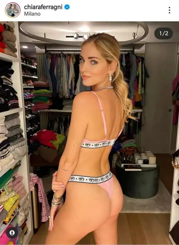 chiara ferragni sexy 3