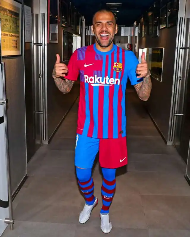 dani alves barcellona 5