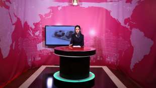 donne in tv in afghanistan 1