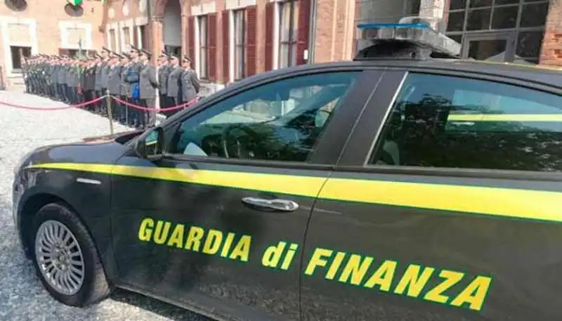 GUARDIA DI FINANZA