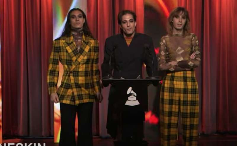 i maneskin annunciano i grammy awards 2022 6