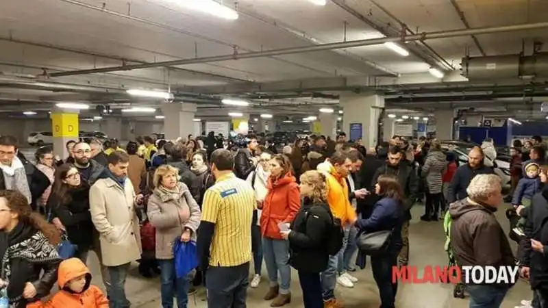 IKEA EVACUATO A MILANO 