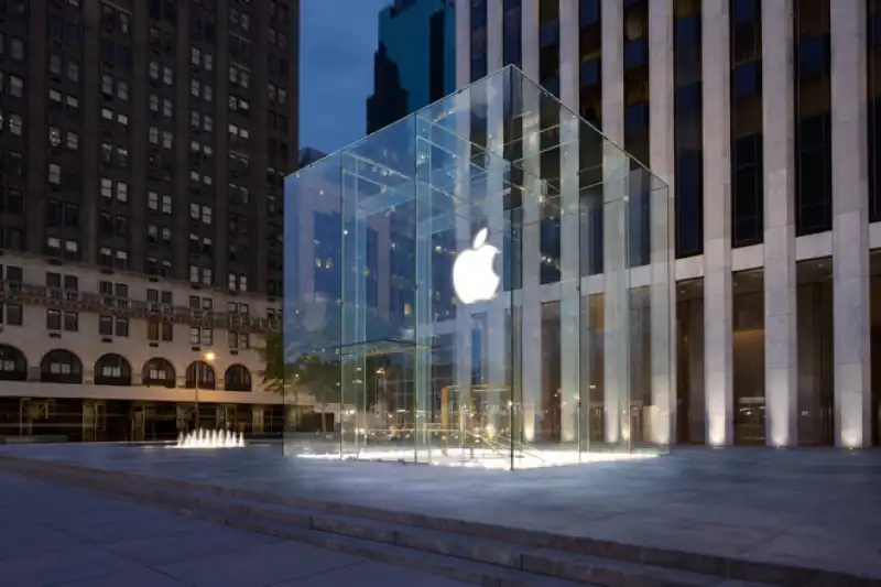 IL CUBO DELL APPLE STORE DI NEW YORK  