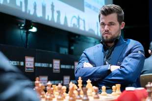 magnus carlsen 2