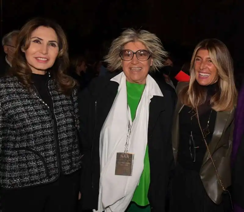 mariapia ruspoli  alda fendi  giovanna caruso fendi  foto di bacco