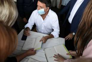 matteo renzi firmacopie