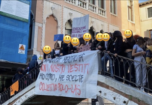 PROTESTA STUDENTI VENEZIA TOP SPORTIVO